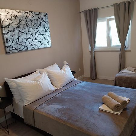 Apartments Danijela Tribunj  Bagian luar foto