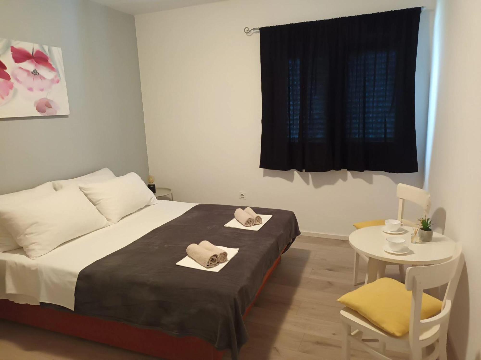 Apartments Danijela Tribunj  Bagian luar foto