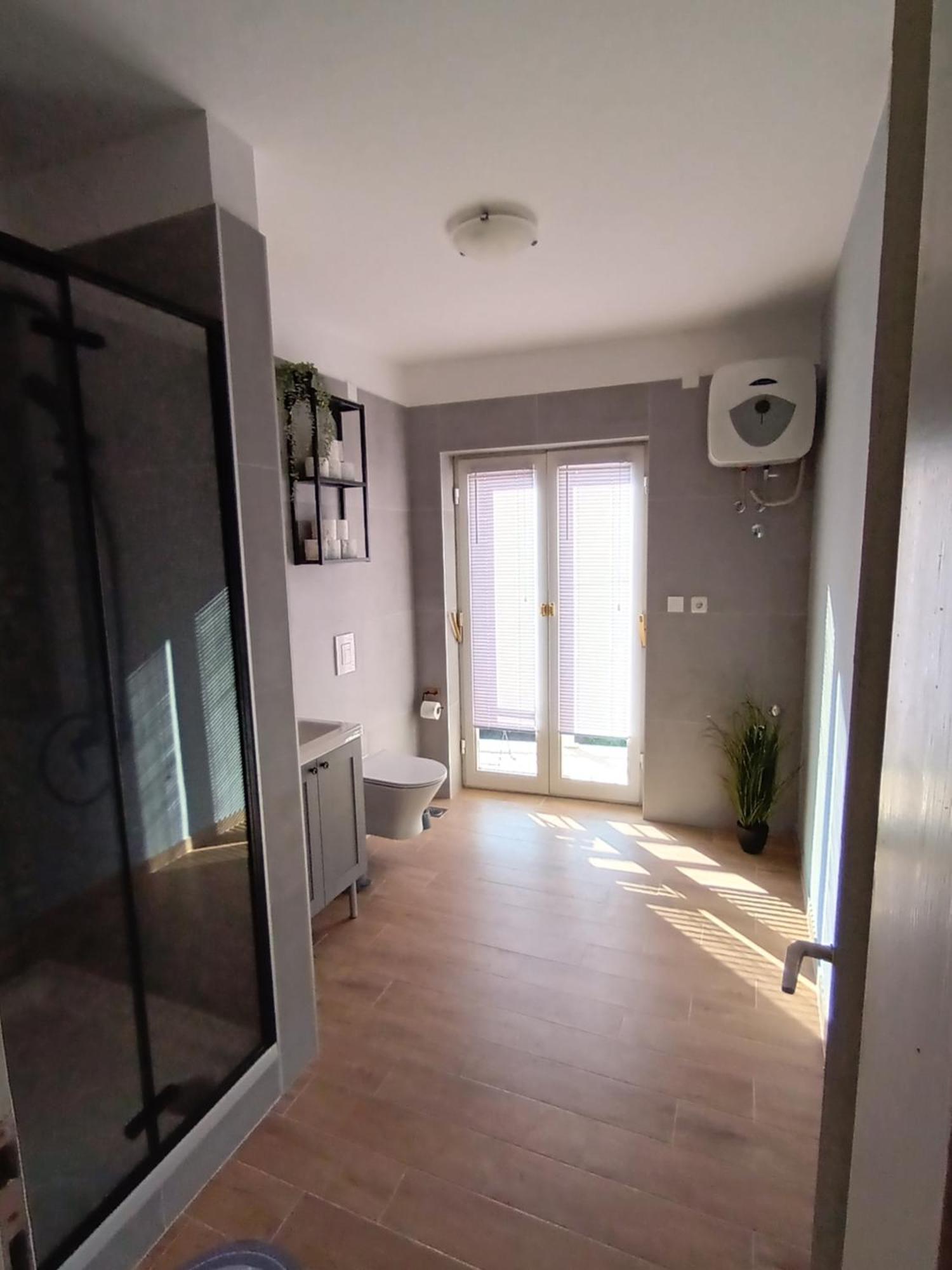 Apartments Danijela Tribunj  Bagian luar foto