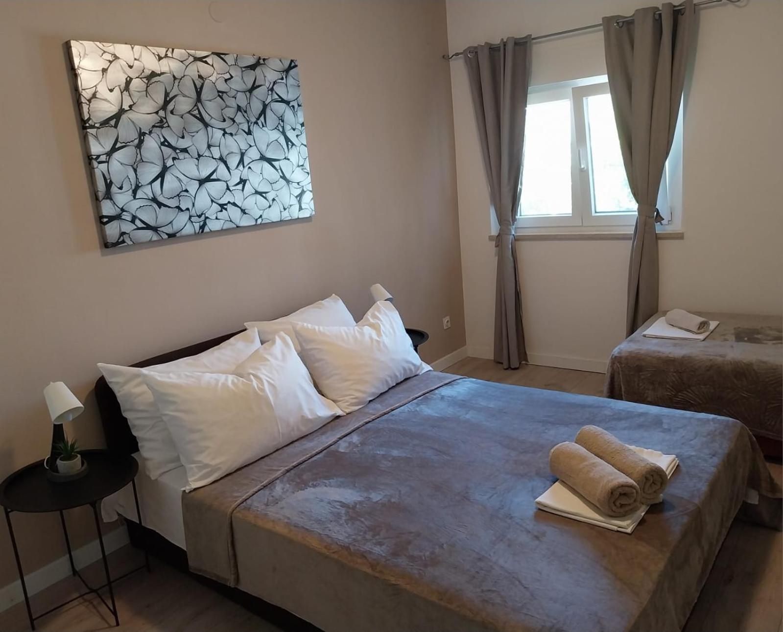 Apartments Danijela Tribunj  Bagian luar foto