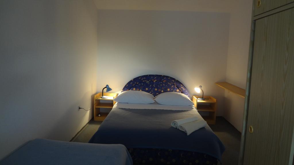Apartments Danijela Tribunj  Ruang foto
